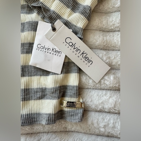 Calvin Klein Gray and white Striped Sweater Cardigan - Picture 9 of 11